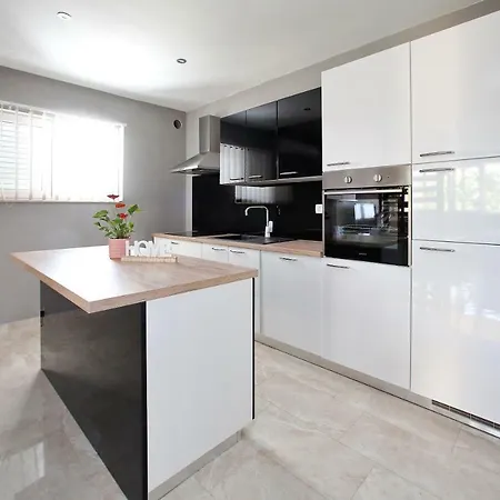 Sonia Apartment